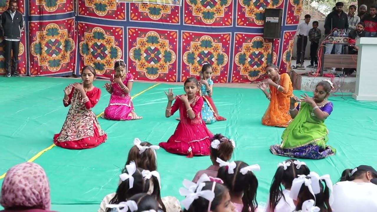 આયો રે મંગલ અવસર આયોરે  .....#school #dance #chembuva 