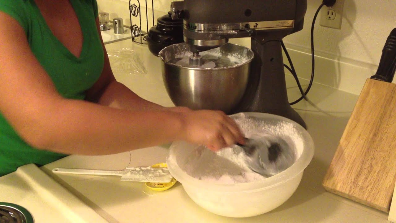 Recetas de postres: cómo hacer fondant
