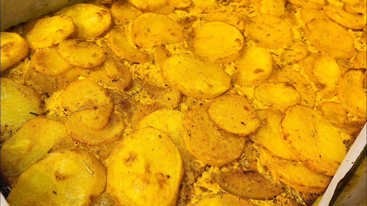 Provate queste patate al forno buone da impazzire ￼
