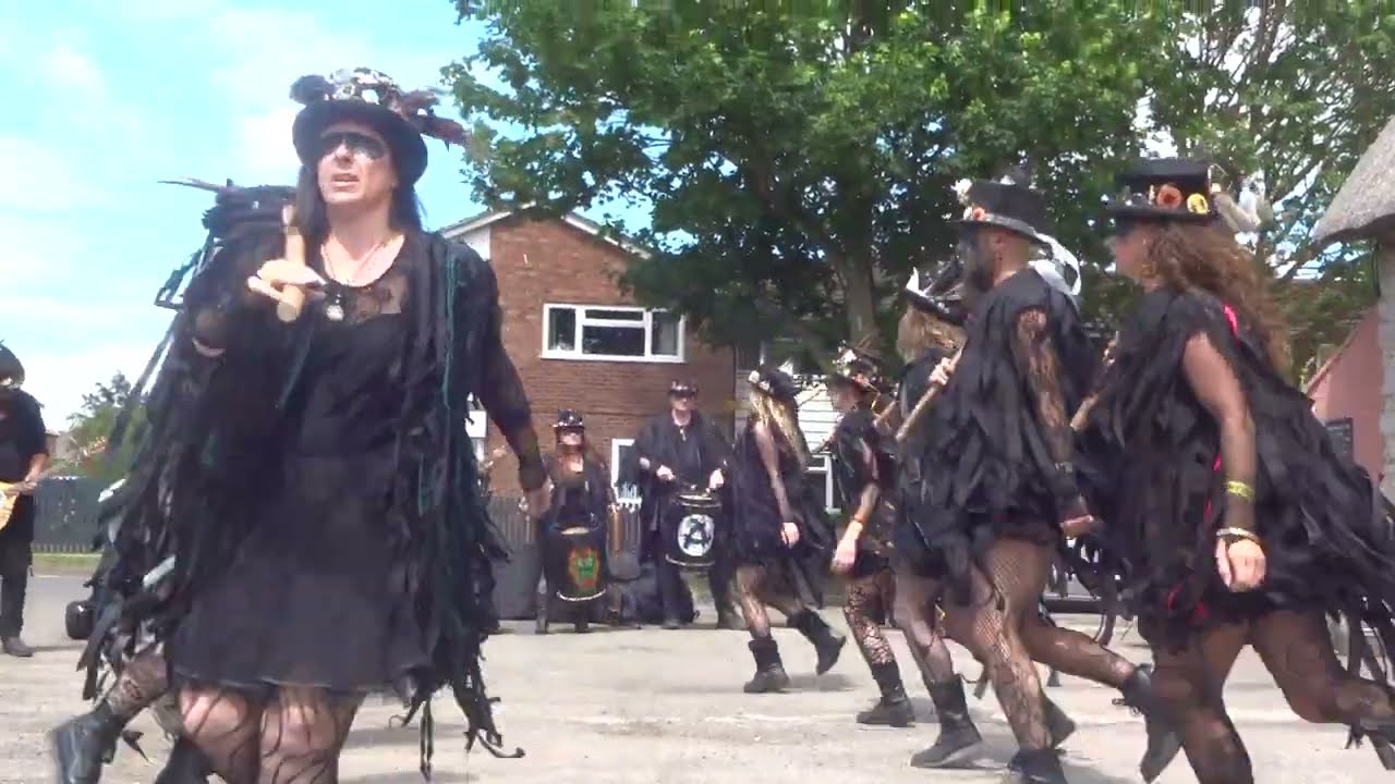 Beltane Border Morris - Kitty Jay - The Black Horse Inn - Shipston on Stour  - 24 Jun 23