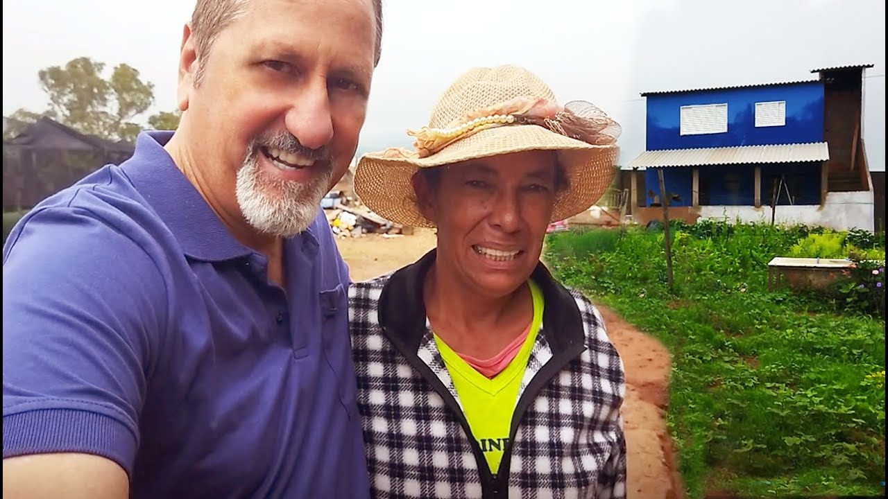 DONA CIDA ESTAVA EN OUTRA CHACARA NA MESMA ROÇA