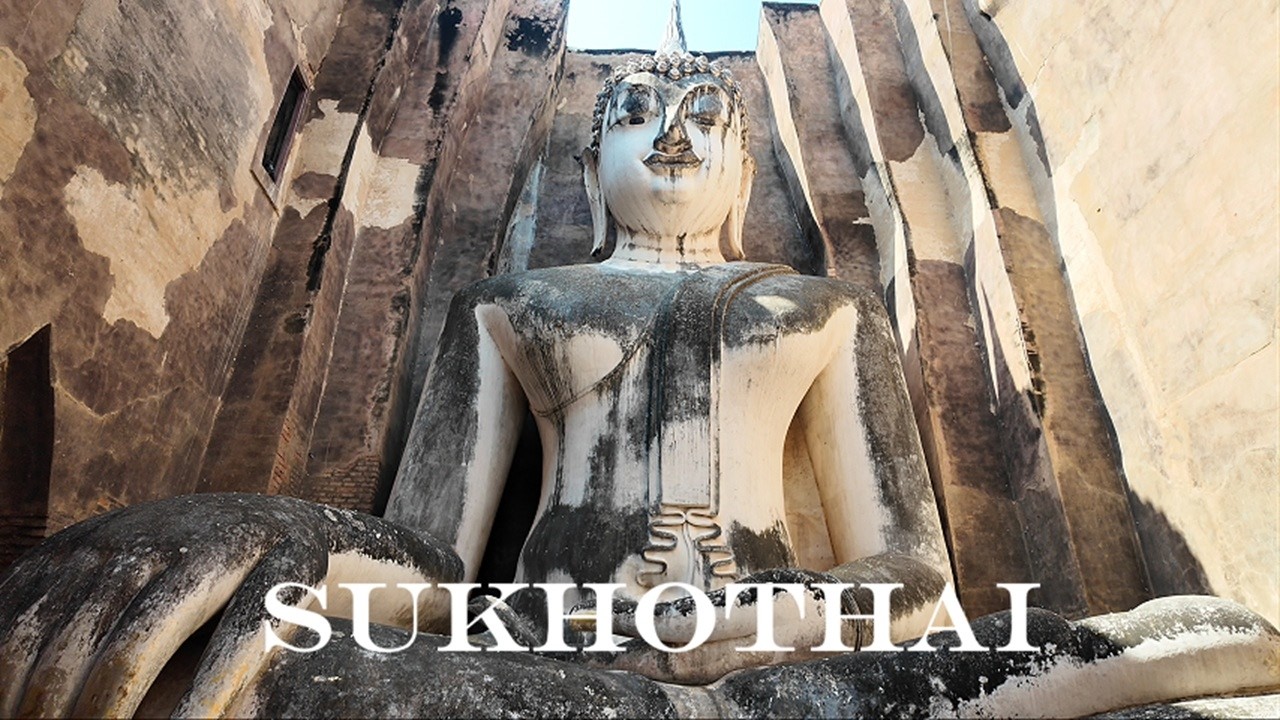 Sukhothai  pierwsza stolica Tajlandii | Rowerem po parku historycznym, zachód słońca i nocny market
