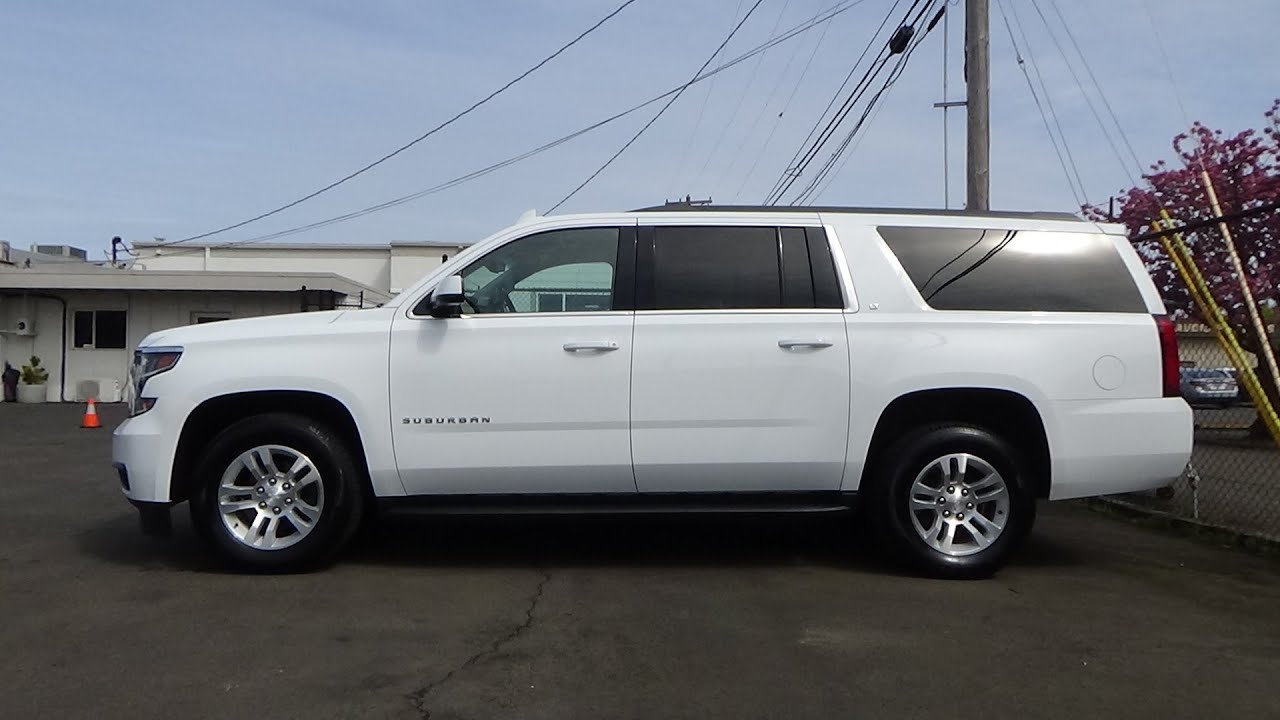 Chevrolet Suburban LT (4X4) 2018 года — запуск двигателя и документация на автомобиль.