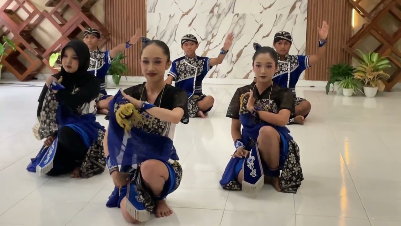 Tari Suko Sigrak_SMAN 1 Pengasih #ujianprakteksenibudaya #jathilankreasi #video 