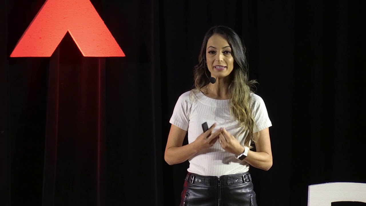 O que é uma Vida Perfeita para você?  | Ana Lucia Alge | TEDxPassaunaPark