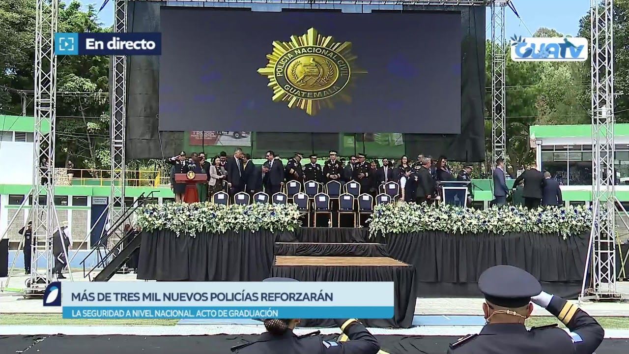 Acto de Graduación de los Cursos de Formación, Ascenso y Especialización Policial de la PNC.