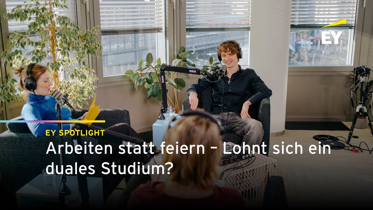 EY Spotlight: Arbeiten statt feiern &ndash; Lohnt sich ein duales Studium? Mit Laurenz Rathjen
