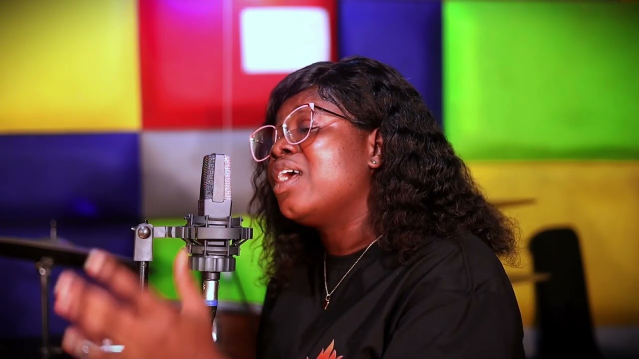 A DEEP MOTIVATIONAL WORSHIP SELECTION FROM MERCY BANKS @SandyAsareofficial @EfeGrace 