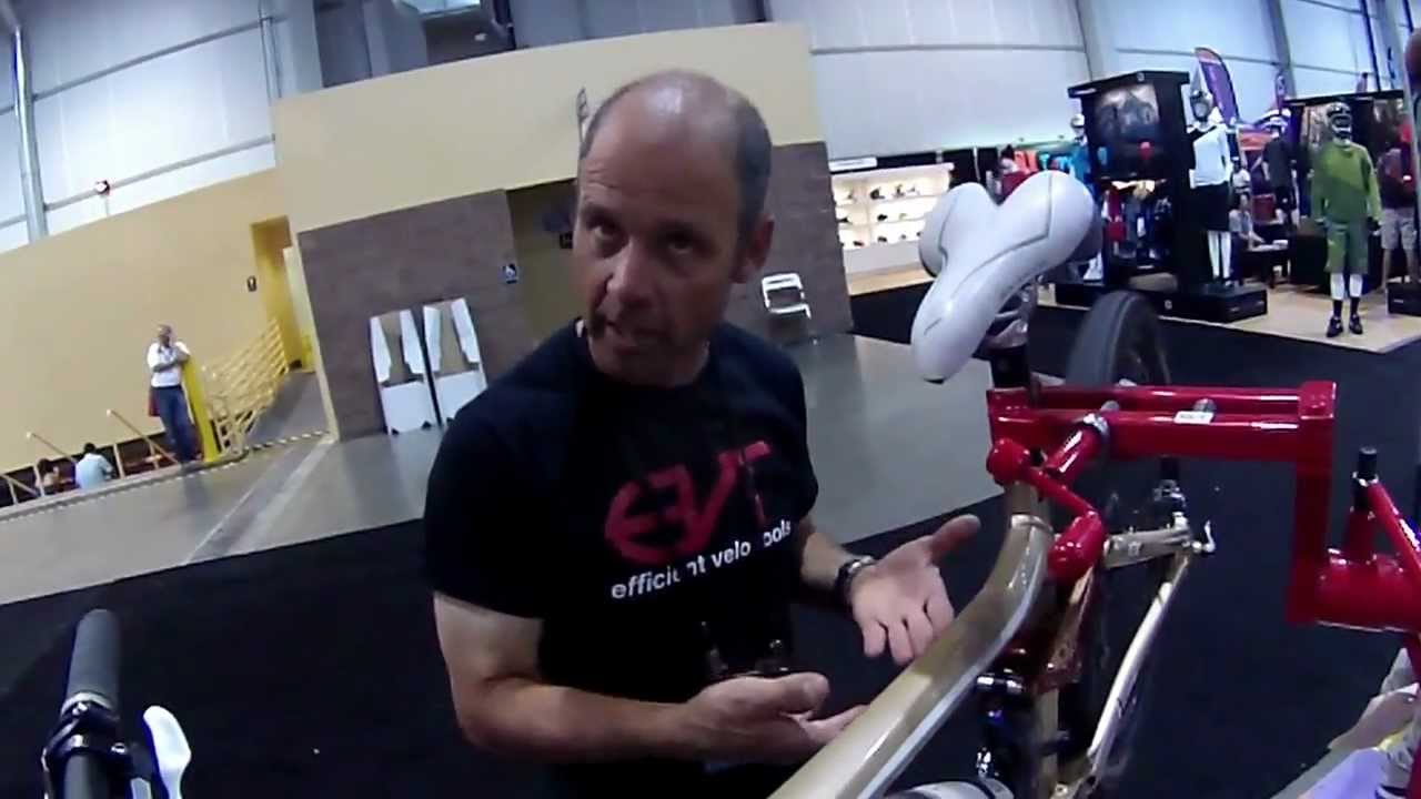 Efficient Velo Tools E-Z Lift Workstand @ Interbike 2012