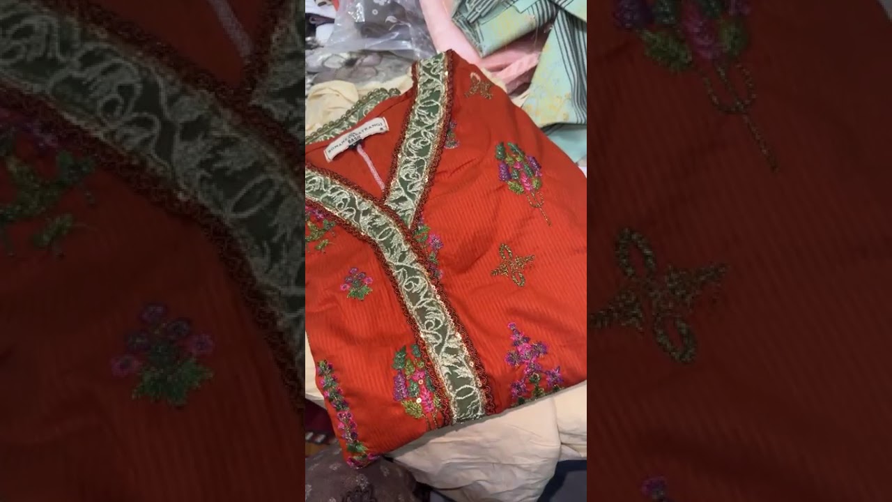 #bareeze #rawsilk #suit #3000 #frocks #1800 #mtj #cotton #bonanza #embroided #mizaj #embroided 