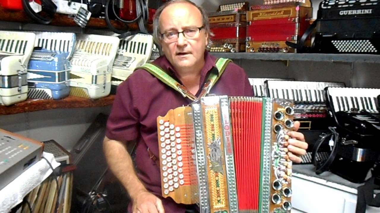 Accordion Demonstration I Melodija Slovenian Button Box