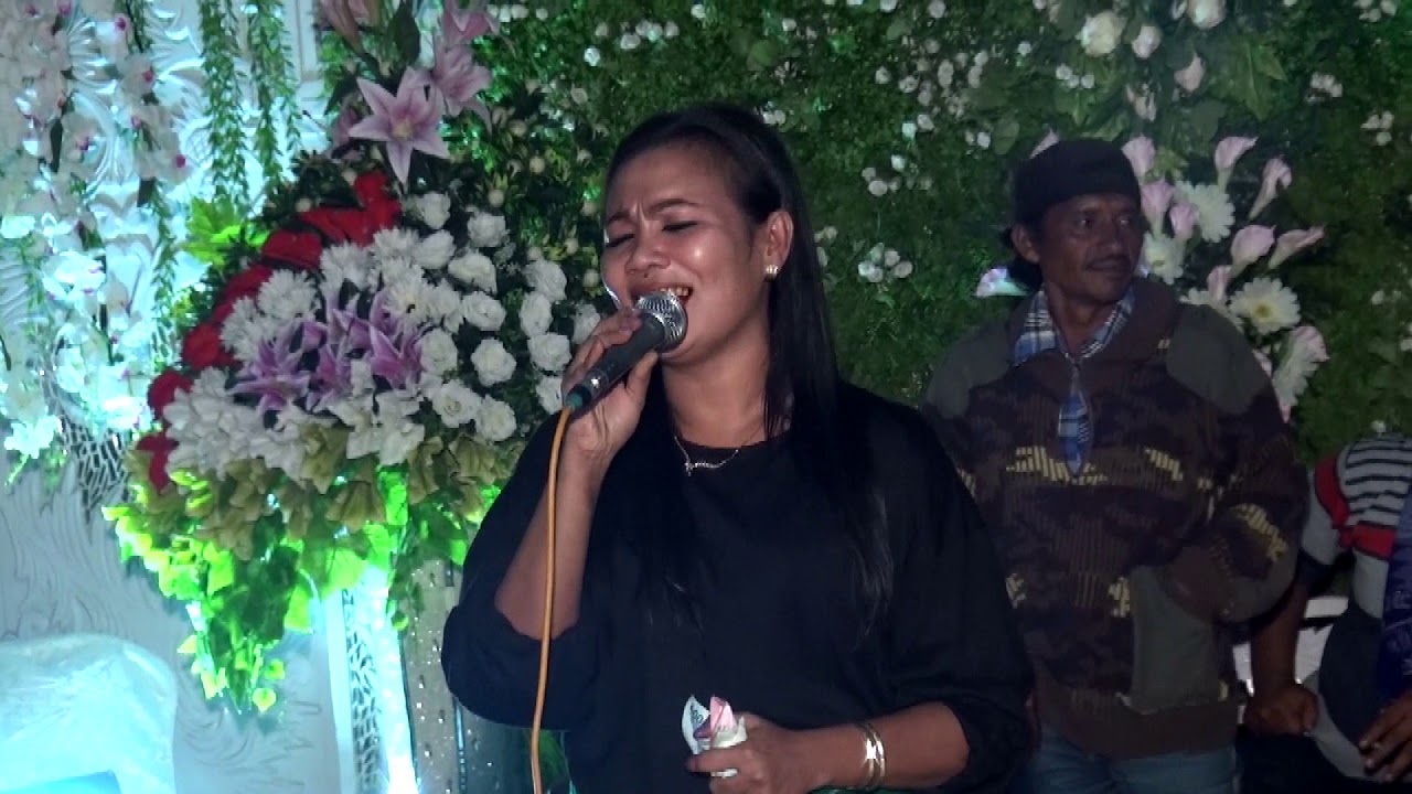 Buah sere voc justina kacaribu.cip usman ginting malam acara seniman pesta peradaten maja surbakti&k