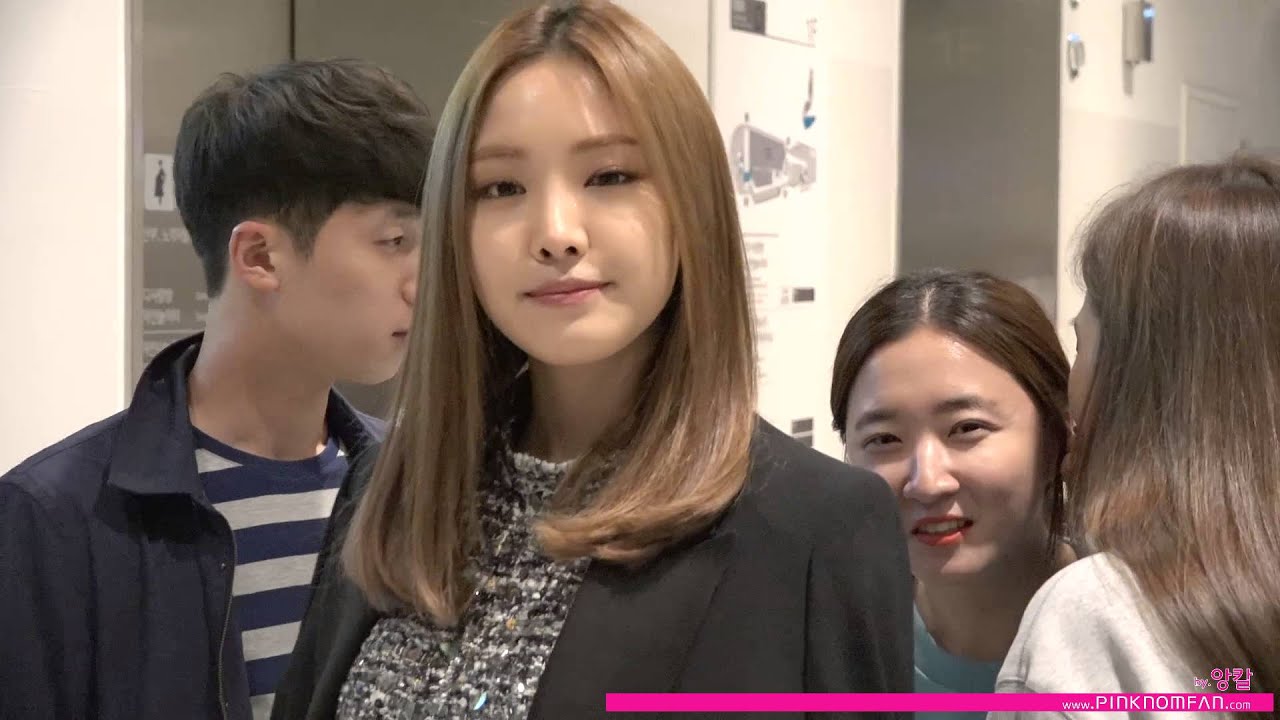 151017 Apink 손나은 'Lucky Chouette' 서울패션위크 퇴근 직캠 by앙칼