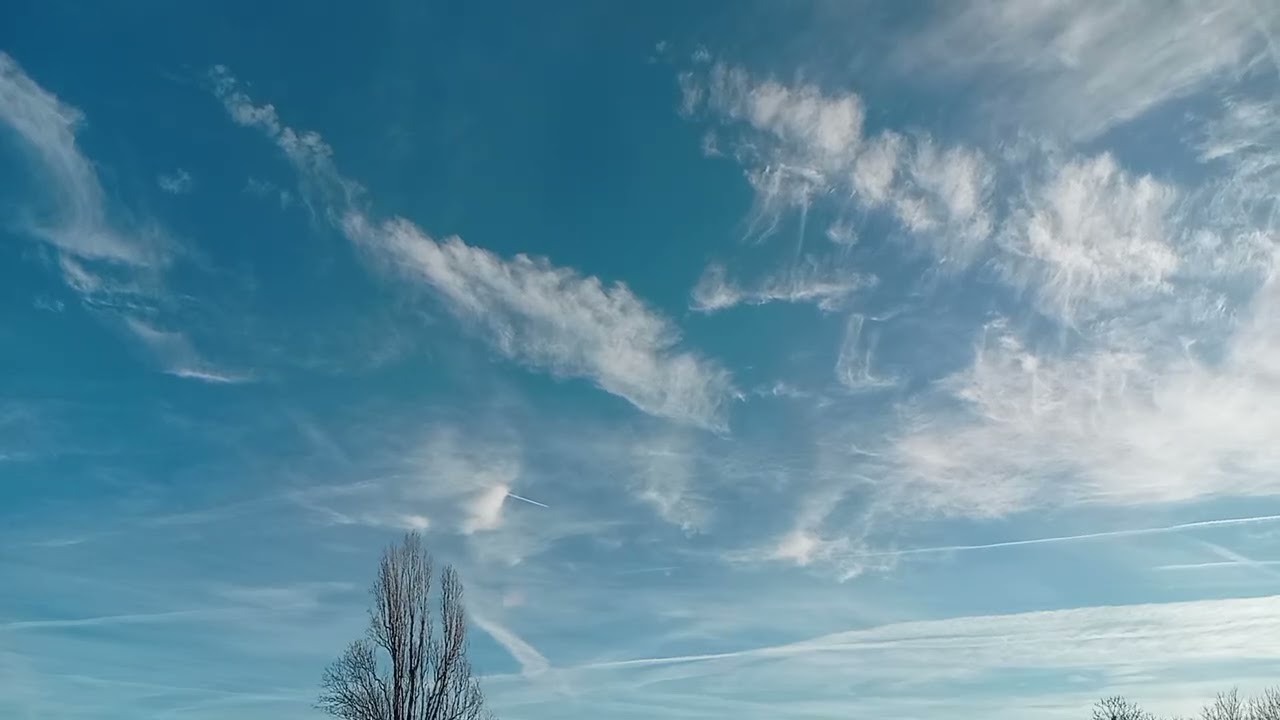One Hour Full HD 1080P Aeroplane Watching in Paris Sky, Paris, France 🇨🇵🇨🇵🇨🇵✈️✈️✈️  