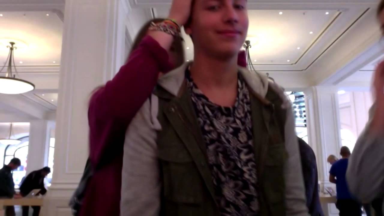 APPLE STORE DANCE @ Amsterdam