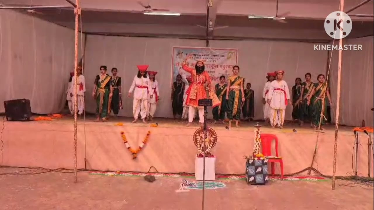  डॉ. काणे गर्ल्स हायस्कूल नंदुरबार येथे 'उत्सव तारकांचा' वार्षिक सांस्कृतिक कार्यक्रम - जावा नृत्य 