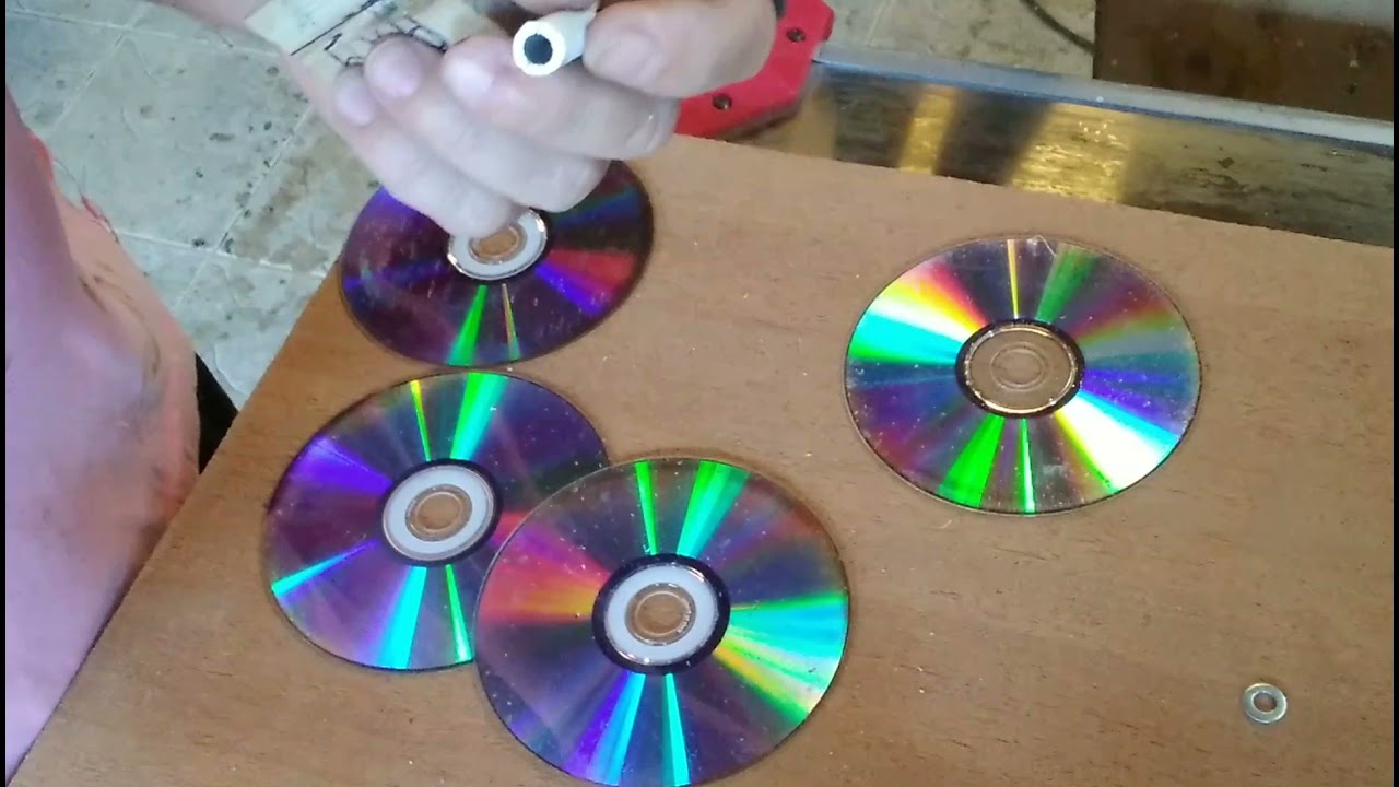 Como fazer hélice com CD