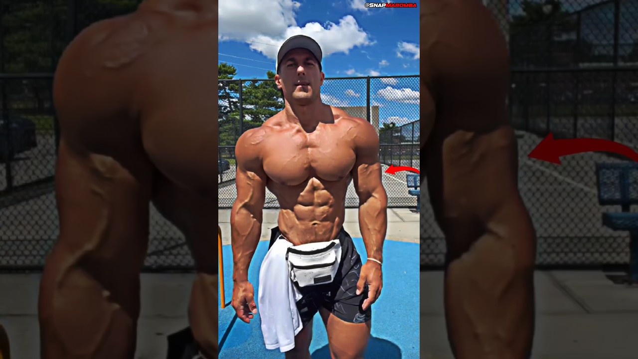 SHREDDED PHYSIQUE 🤯 Sadik Hadzovic 