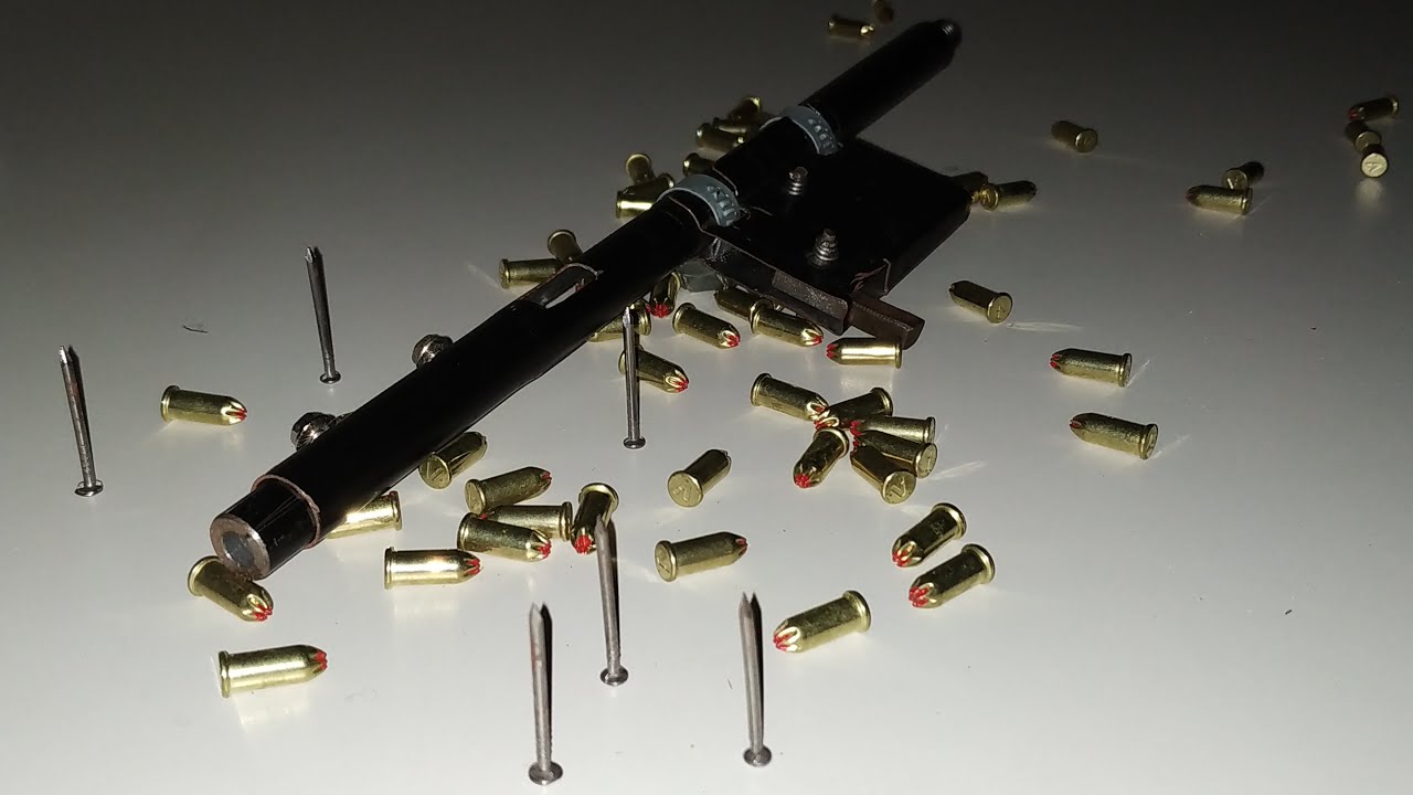 Fiz Uma ARMA de Prego E Uma TORRETA Inteligente