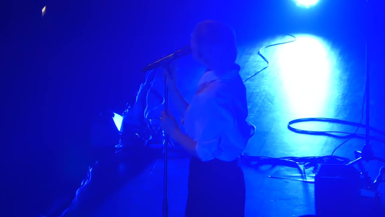 Hooverphonic - 2Wicky @ Tivolivredenburg Utrecht (2/10)