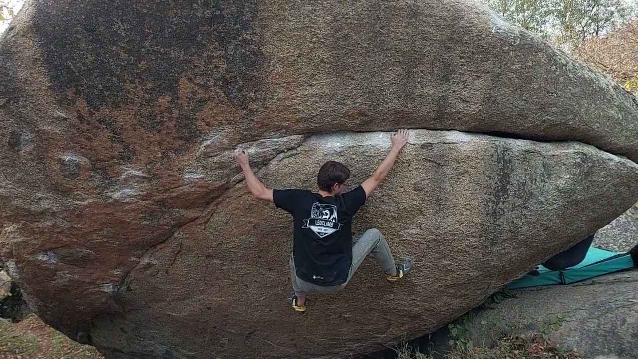 Uniformicide, 8a. Dolmens - Targassonne