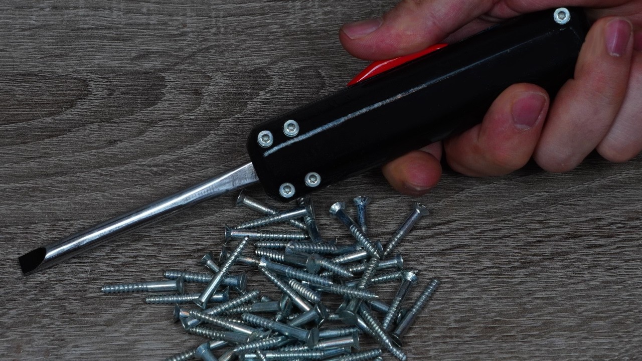 Switchblade Screwdriver?????