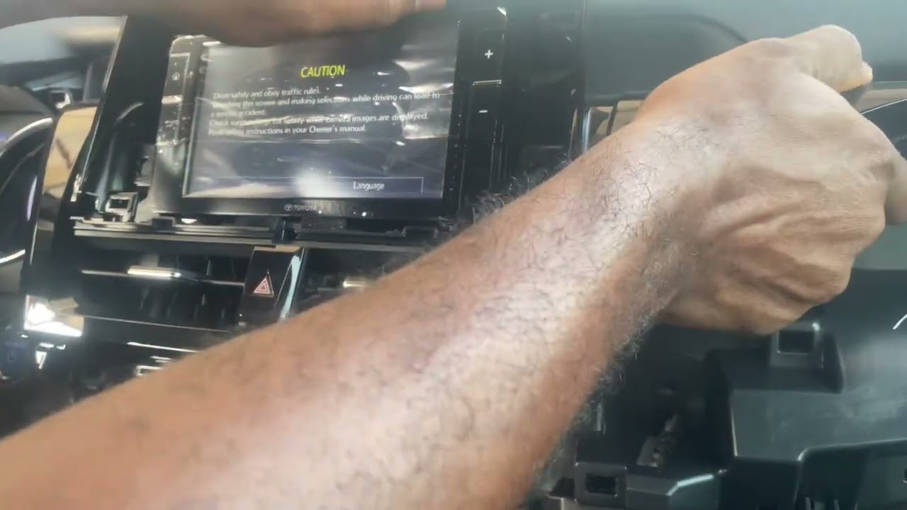 Camry 2023 dashboard opening