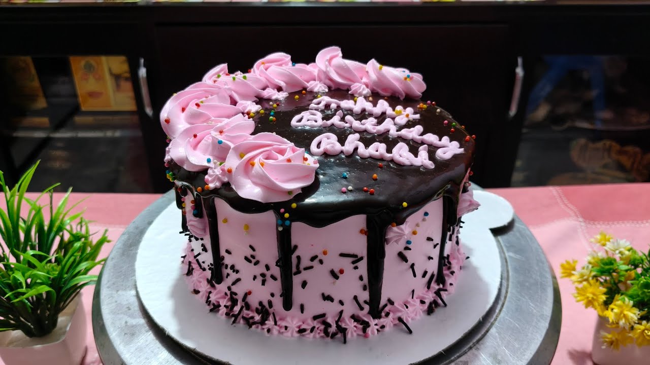 Dark Chocolate...home made..Pure veg cake#cake#birthdaycake#homemade#celebration#cakedecorating    