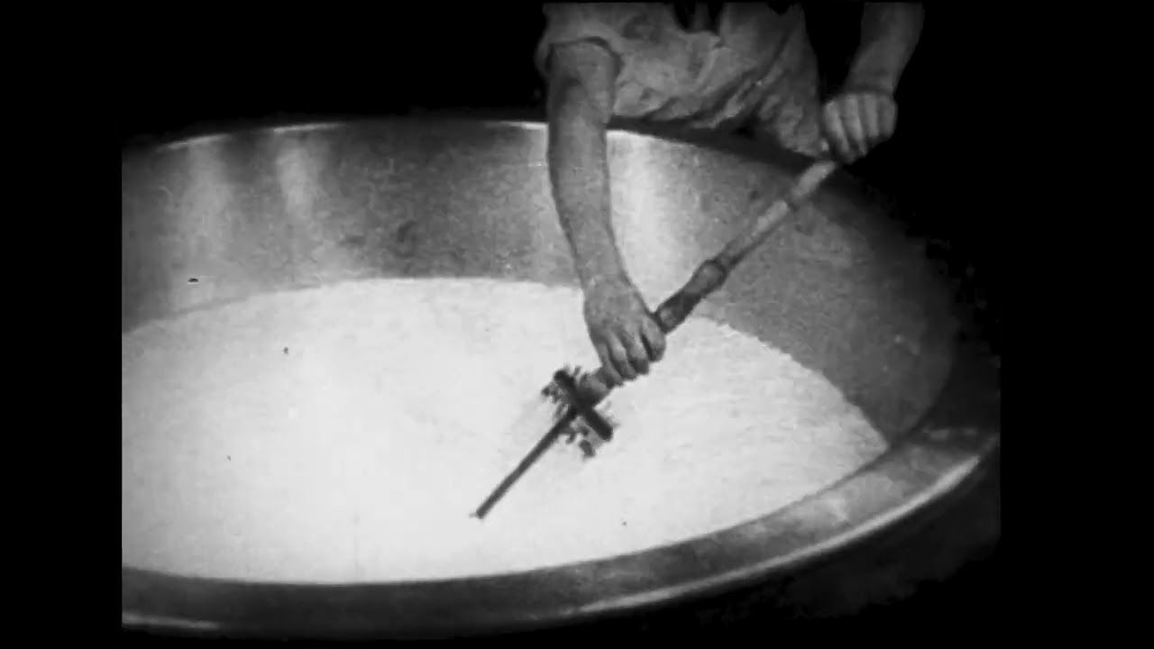 Emmentaler Hartkäseherstellung   Alte Filme