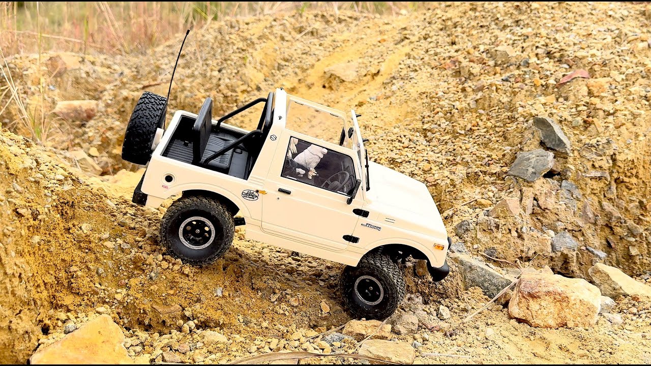 WPL C74-1 Suzuki Jimny(1/10 scale ) Off-road Driving -12