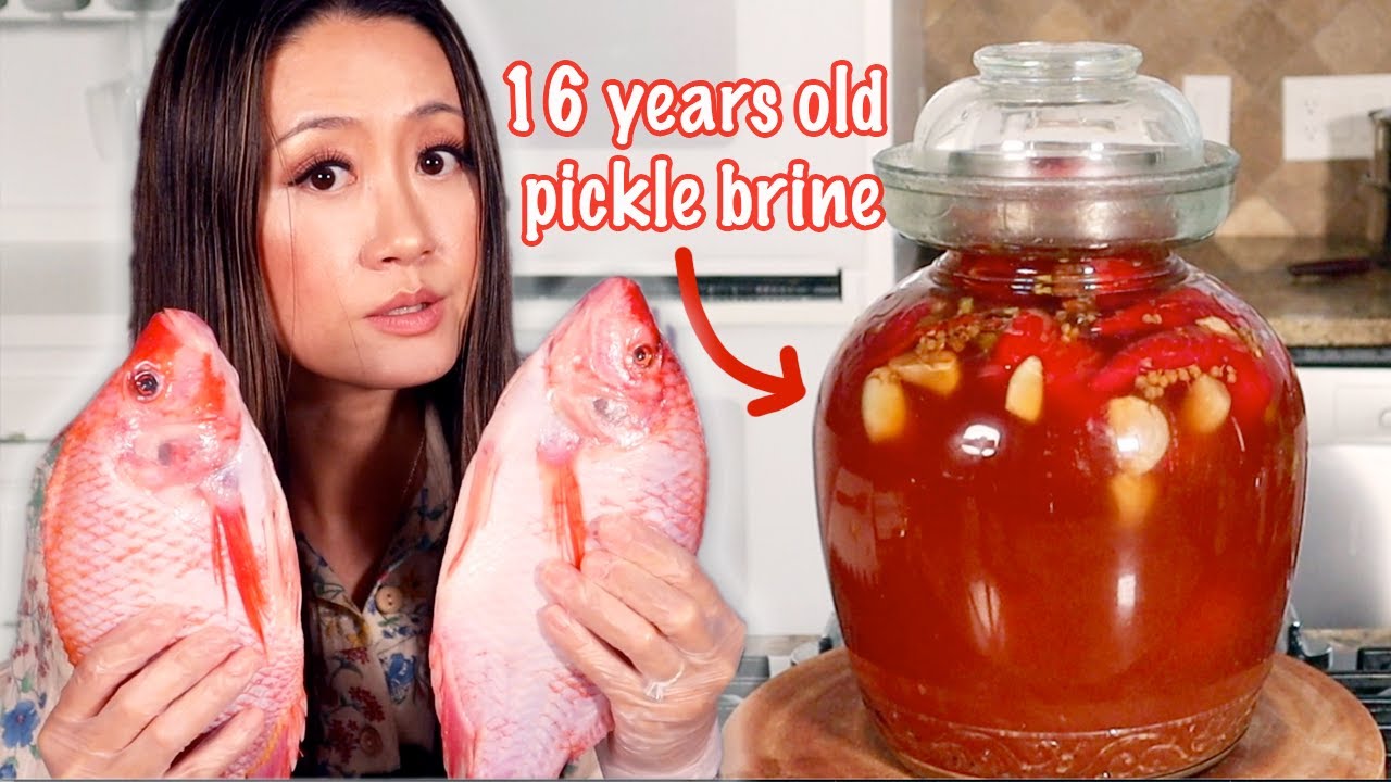 Using 16 years old pickle brine for the Whole fish ! Spicy Sichuan broad bean paste fish 豆瓣鱼