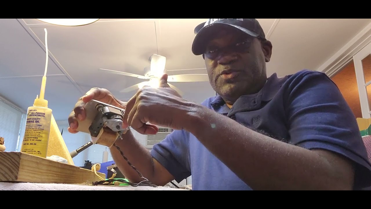 Cleaning, Lubing and Oiling A Vintage Leslie Lower Slow Motor ~ October 24, 2022