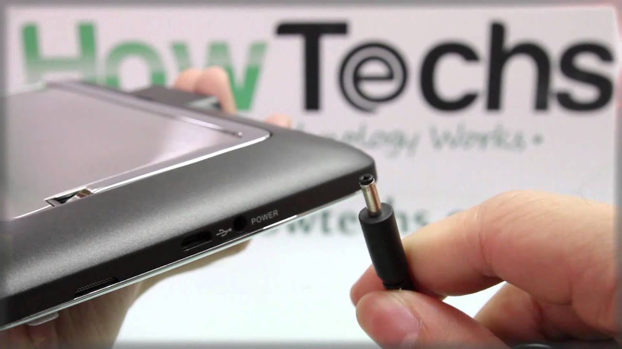 Huawei Ideos Tablet S7: Plugging in the AC Charger