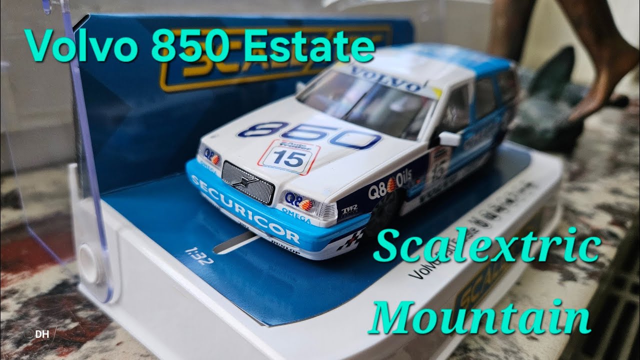 Volvo 850 Estate (Scalextric) 
