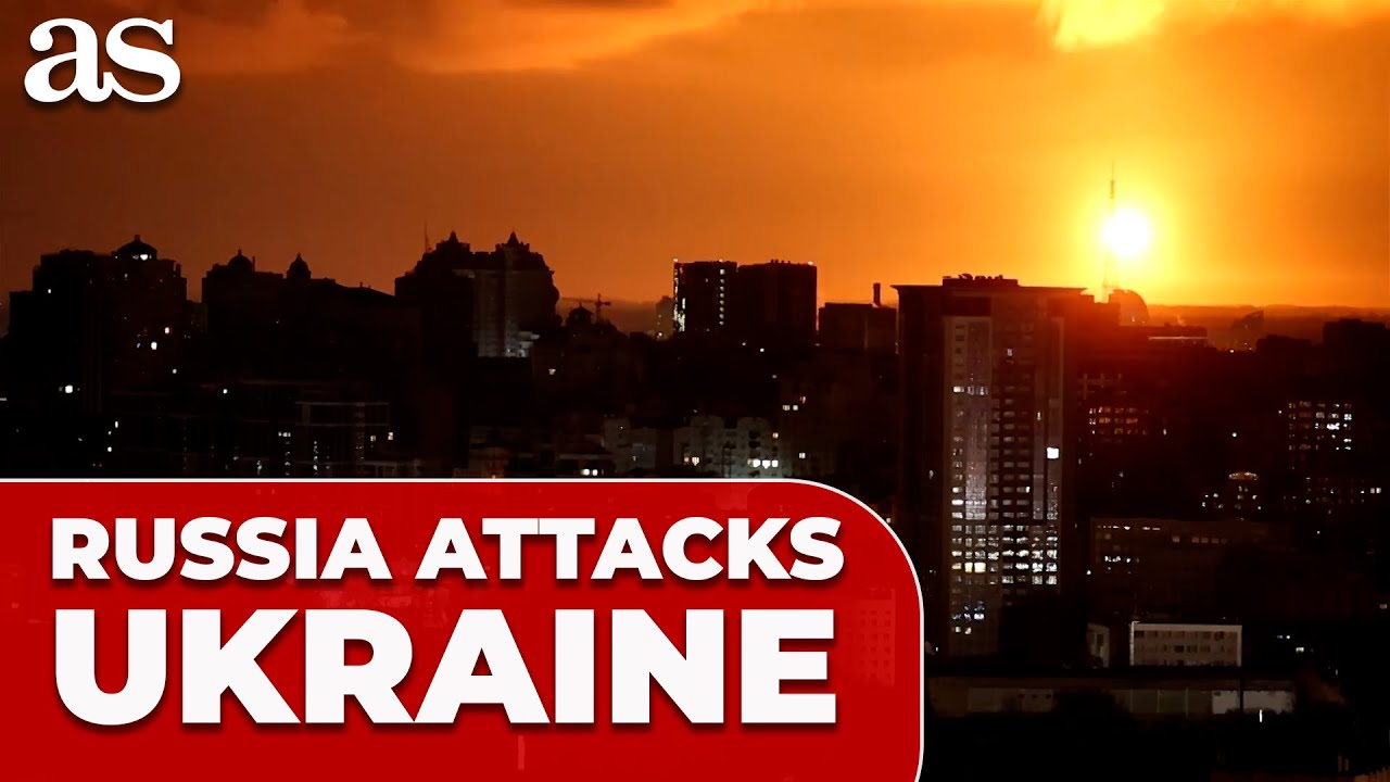 FIREBALLS light up KYIV'S SKY during fierce RUSSIAN ATTACK