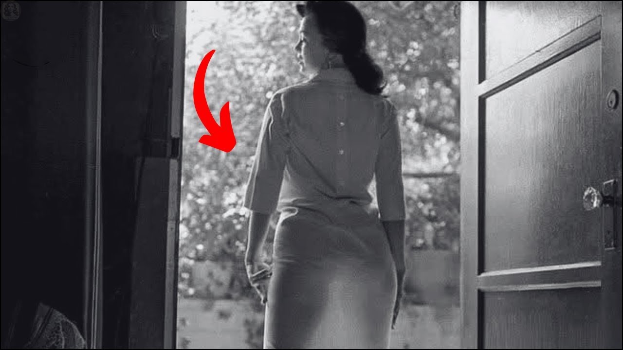 📷 These 100 Photos Were Never Meant for Public Eyes!