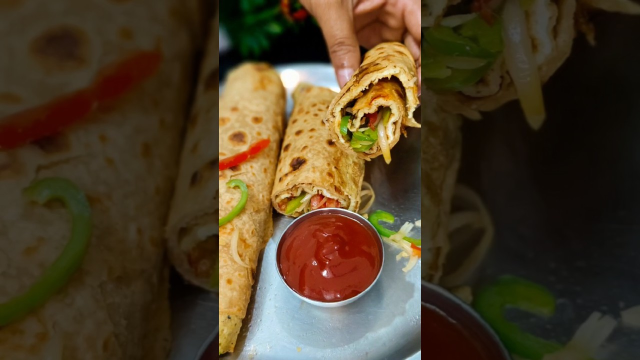 Delicious Egg Roll Paratha Recipe At Home! #shorts #eggparatha #eggrecipes #recipe