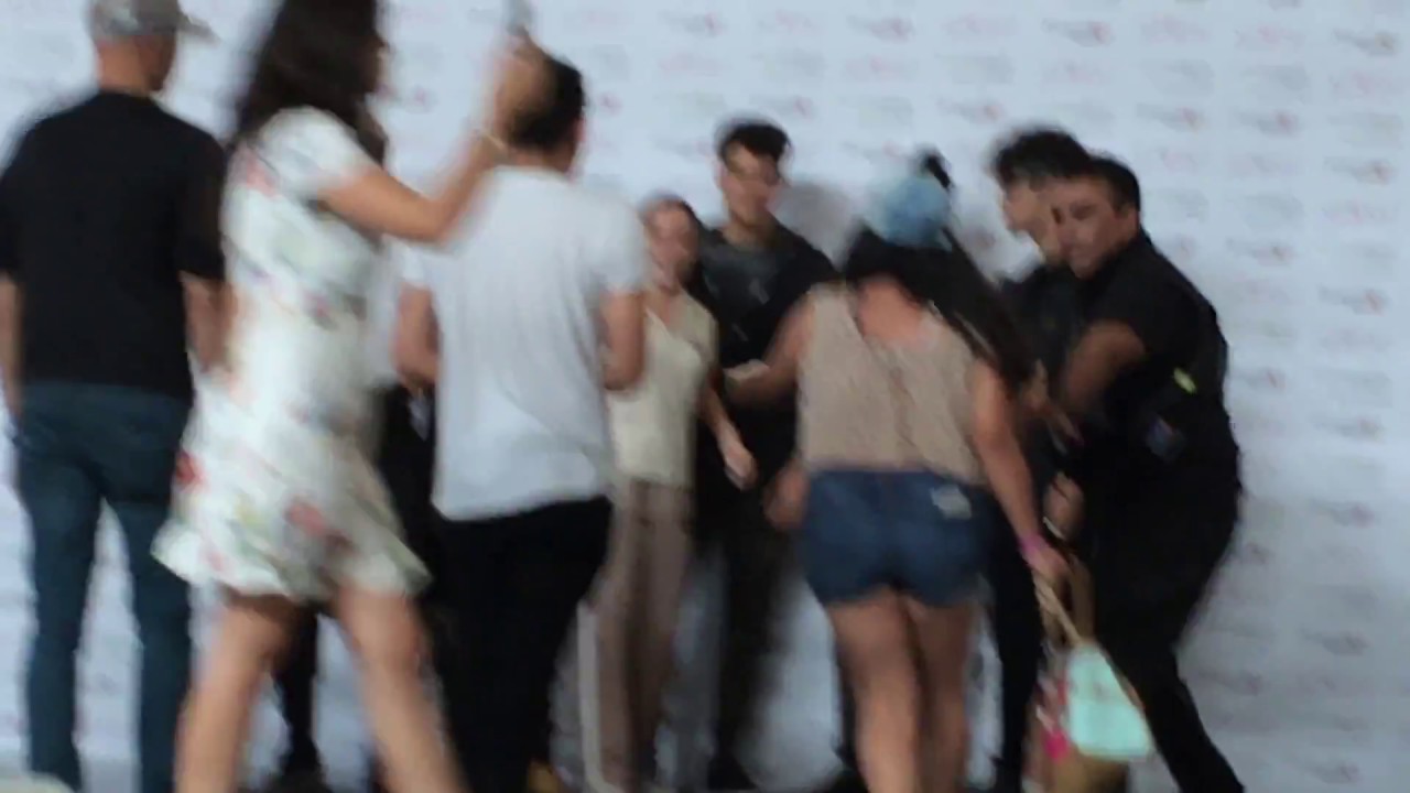 CNCO en Plaza Altabrisa (Meet & Greet) - Villahermosa, Tabasco - 10/Nov/17
