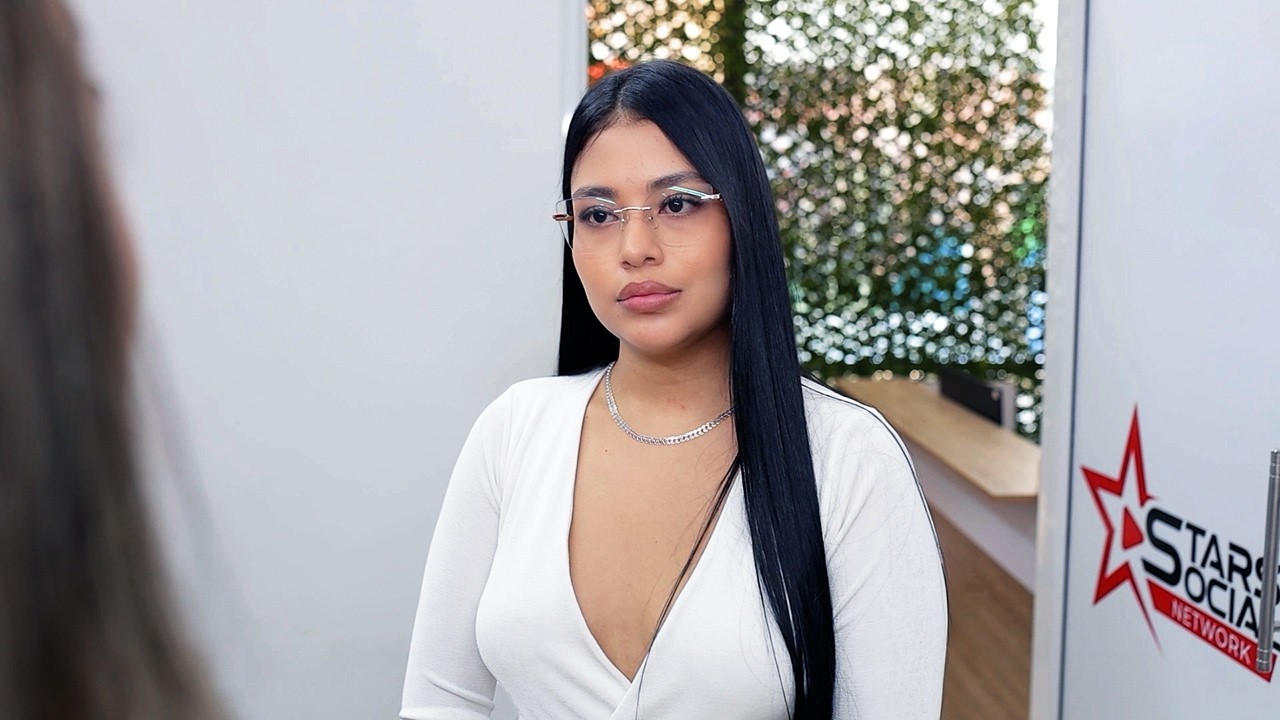 QUERÍA EL PUESTO DE TRABAJO PARA SU AMIGA. 🌹Secretos de Vida🌹