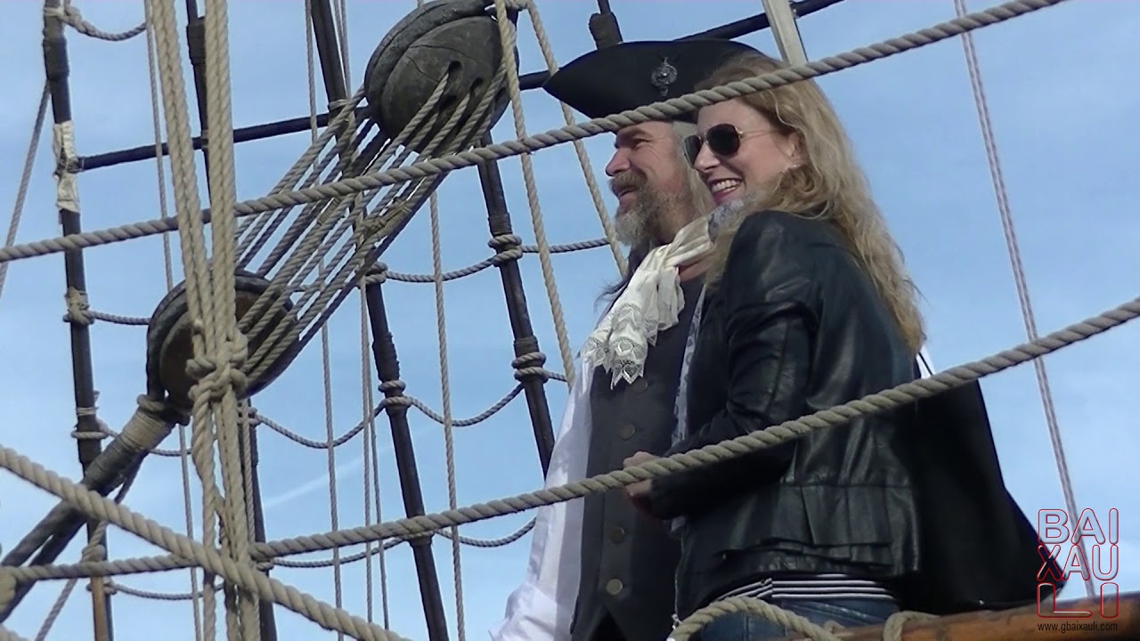 LA SHTANDART Llega a "Puerto Azahar" en el Grao de Castellón.