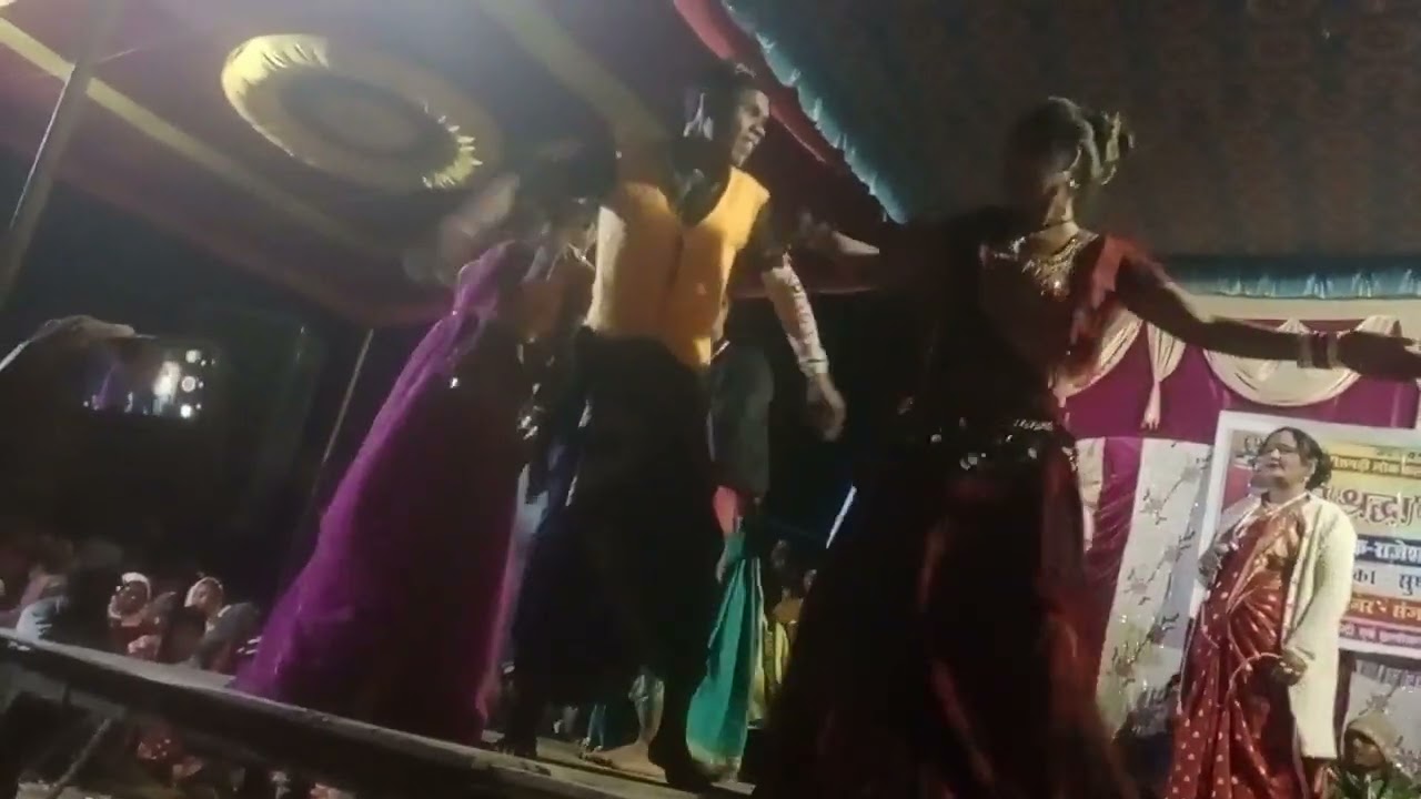 गायक राजेश सरिवान सुषमा रानी स्टेज शो