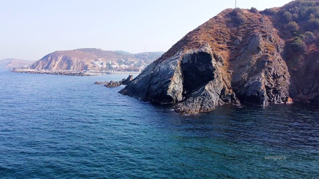Amazing Rocky coast near &Ccedil;ayağzı, Erdek peninsula, Balikesir, Turkey