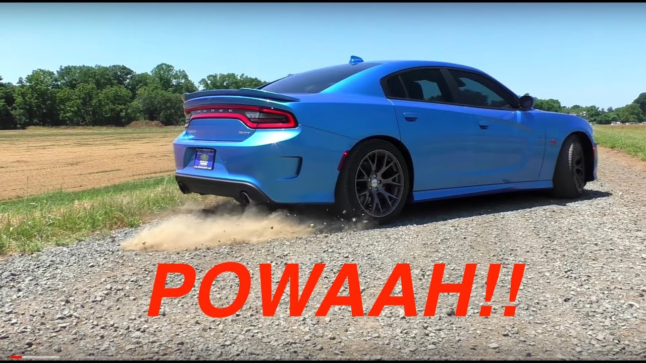 Обзор Dodge Charger SRT 392 2016 года: Hellcat под прикрытием?