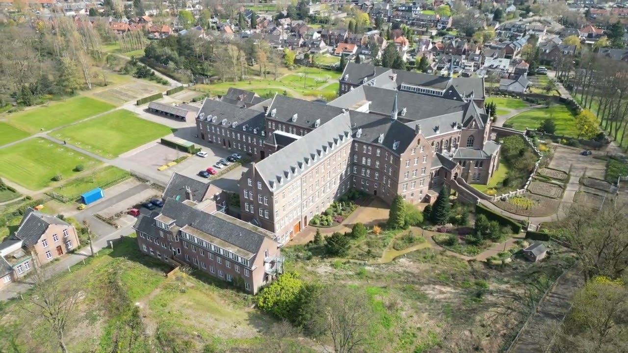 Drone View 4K - Heilig Hartklooster, Kloosterdorp Steyl - DJI Mini 3 Pro