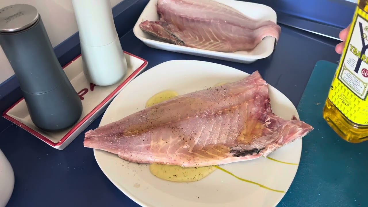 Besugo a la espalda con bilbaína