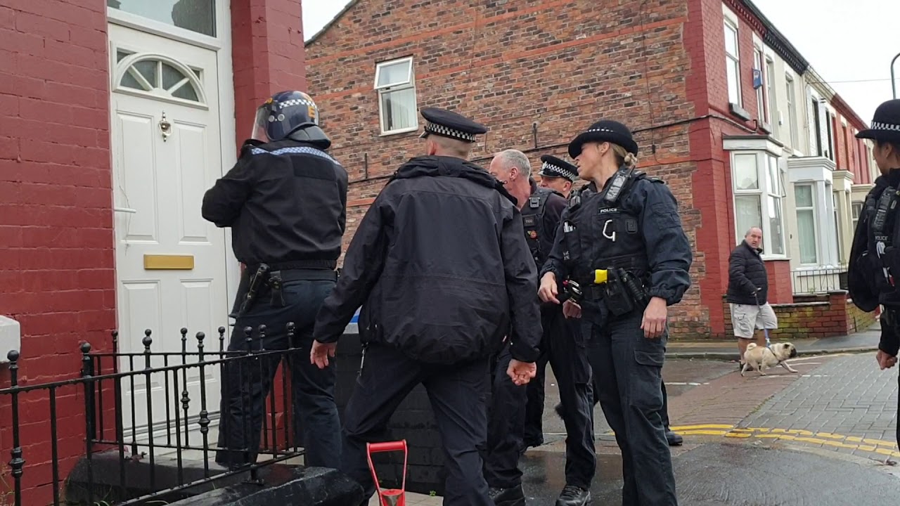 Police carry out warrant in Bootle, Liverpool