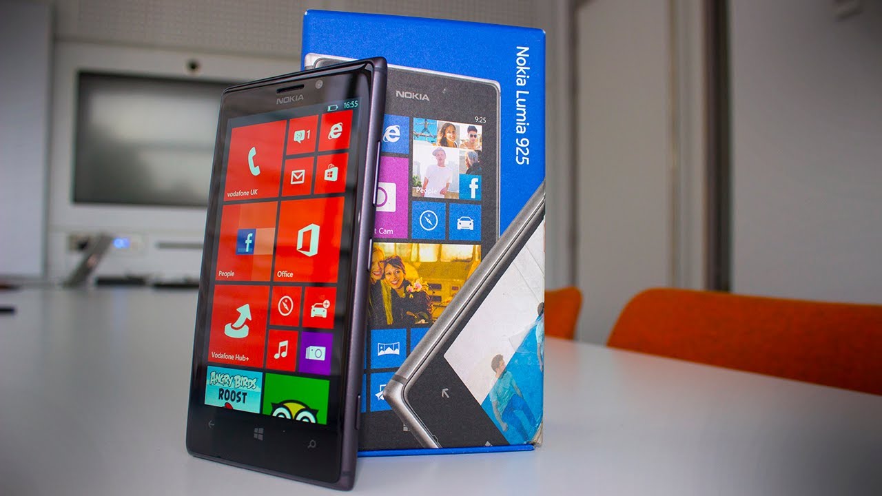 Nokia Lumia 925 Unboxing and Hands On - 32GB Black