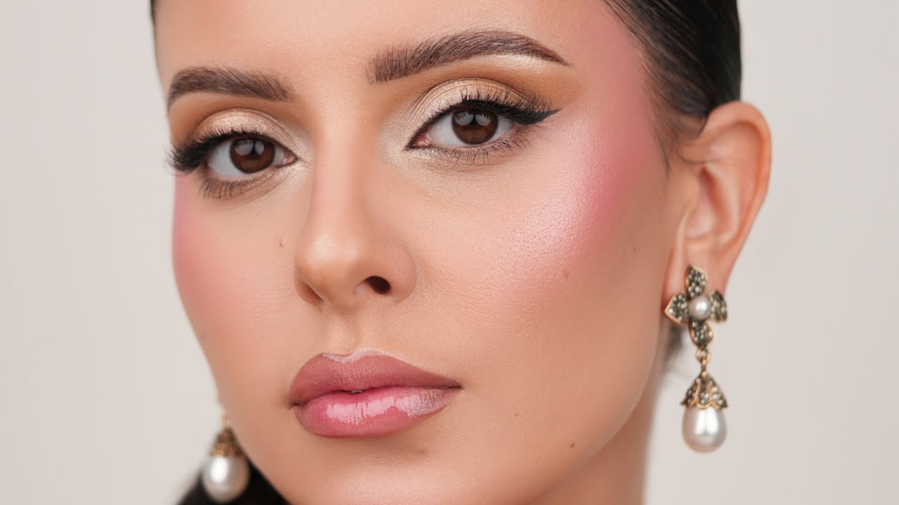 مهما أحط مايبان ( مشاكل المكياج ) PINKISH BLUSH