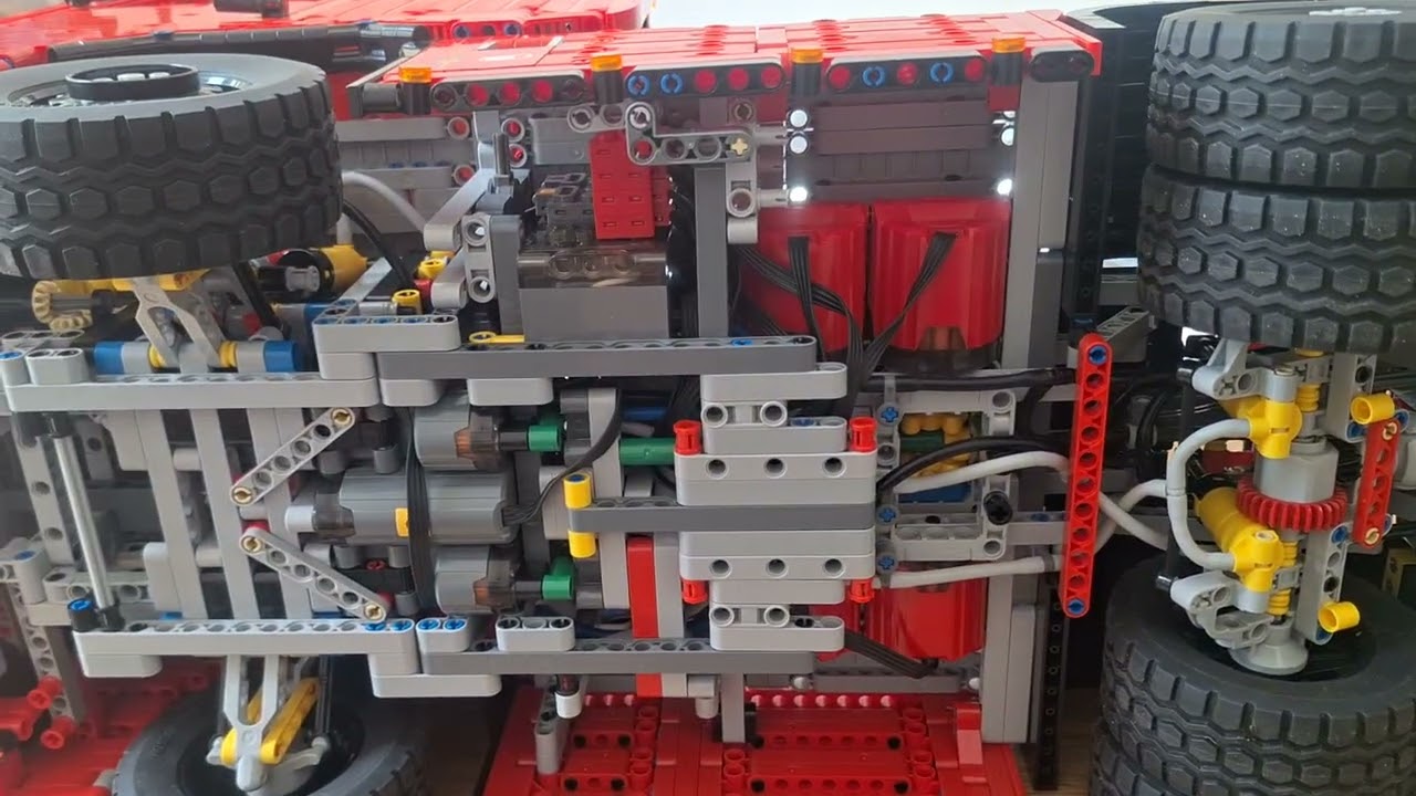 Mould King 19015 pneumatic MOC! Independent axle control!