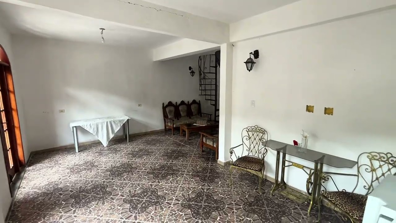 Casa Bi- Familiar na Penha, RJ.